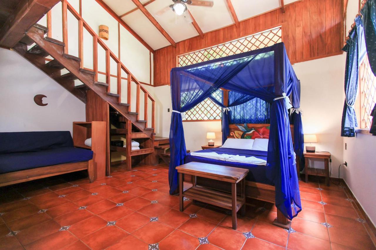 Hotel Casa Merlin Puerto Viejo de Talamanca Dış mekan fotoğraf