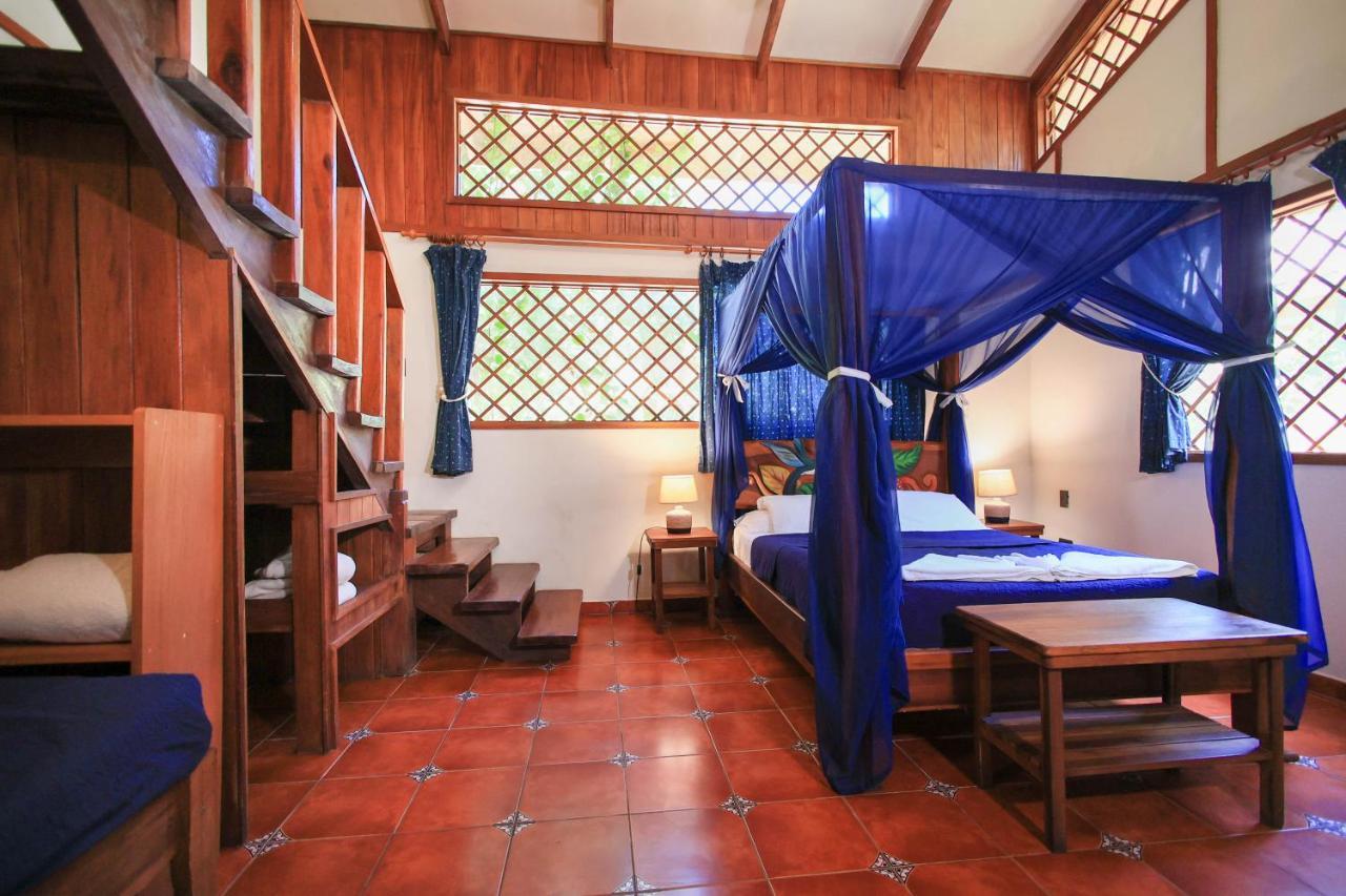 Hotel Casa Merlin Puerto Viejo de Talamanca Dış mekan fotoğraf