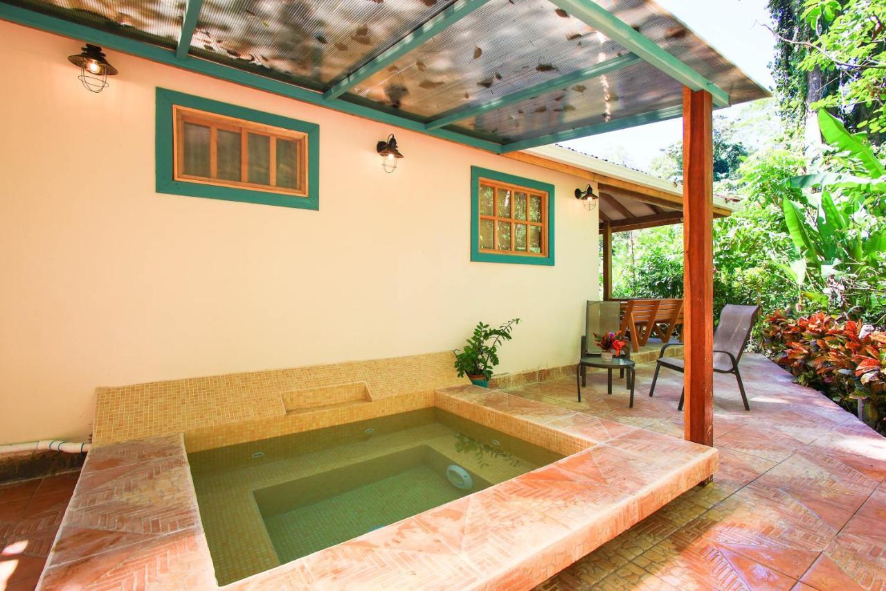 Hotel Casa Merlin Puerto Viejo de Talamanca Dış mekan fotoğraf